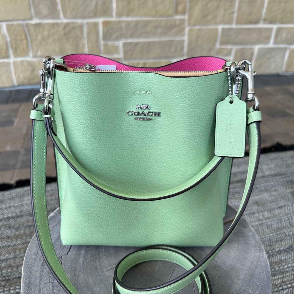 ❗️SOLD❗️COACH Mollie Bucket Bag 22 Top Handle Shoulder Crossbody Bag